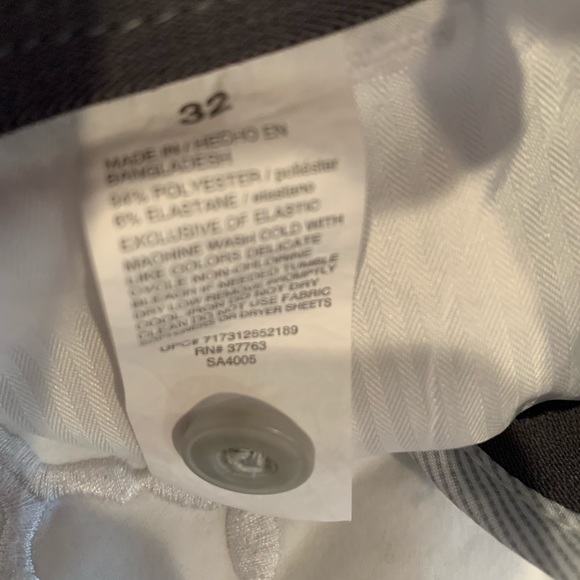 PGA TOUR MENS GOLF performance gray plaid SHORTS SIZE 32 - Picture 4 of 11